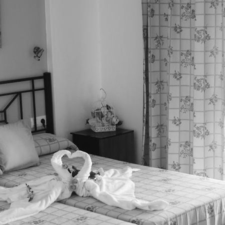 Hostal Malia Conil De La Frontera Εξωτερικό φωτογραφία