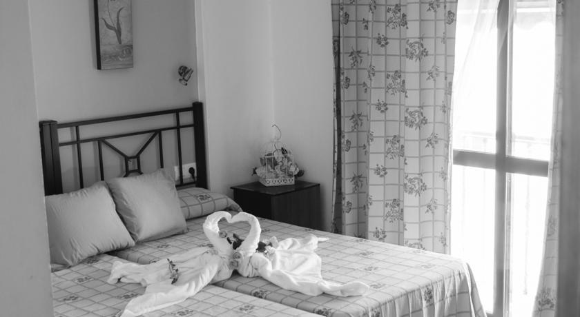 Hostal Malia Conil De La Frontera Εξωτερικό φωτογραφία